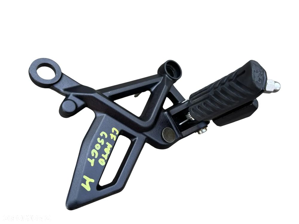 Set podnóżek kierowcy P    CF MOTO  650 GT   20-24R - 2