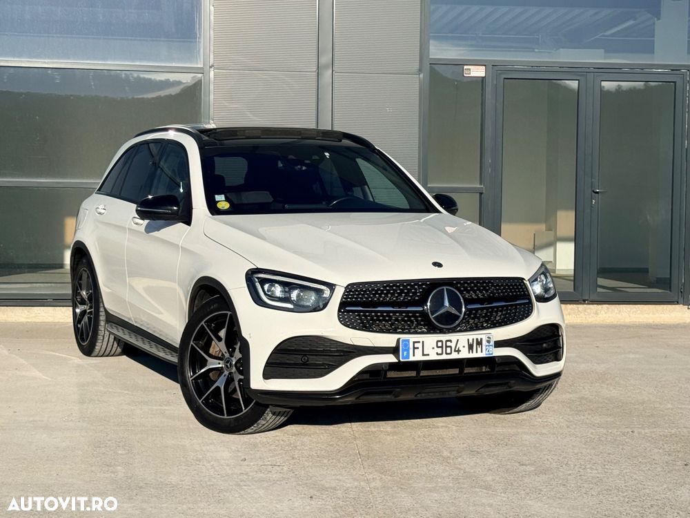 Mercedes-Benz GLC 300 d 4Matic 9G-TRONIC AMG Line Plus - 26