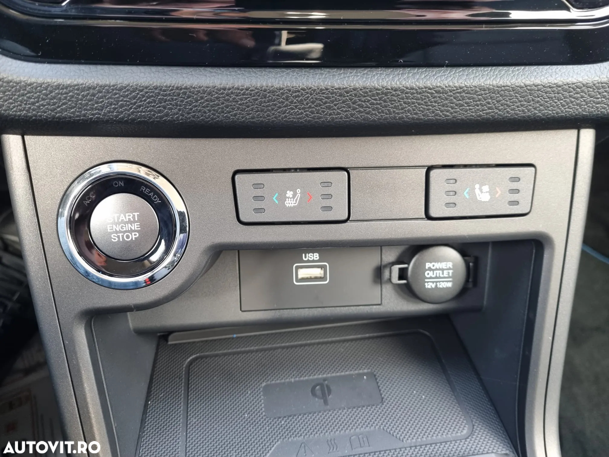SsangYong Korando e-Motion 61.5 kW Premium - 12