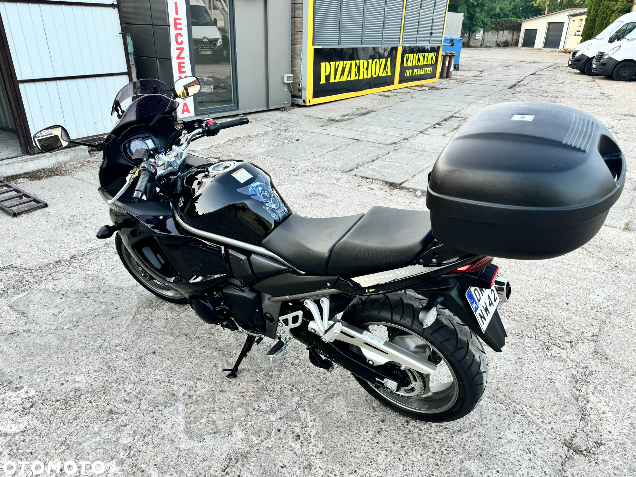 Suzuki GS - 10
