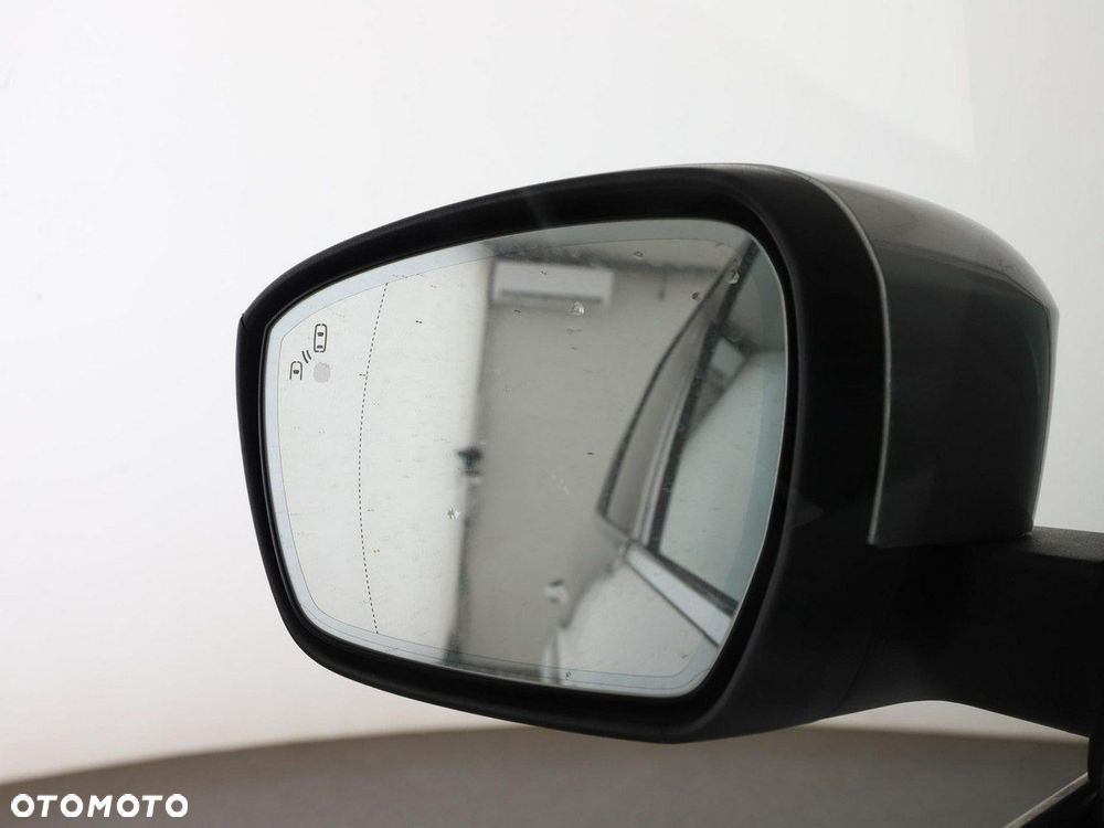 Ford S-Max 2.0 TDCi Titanium - 35