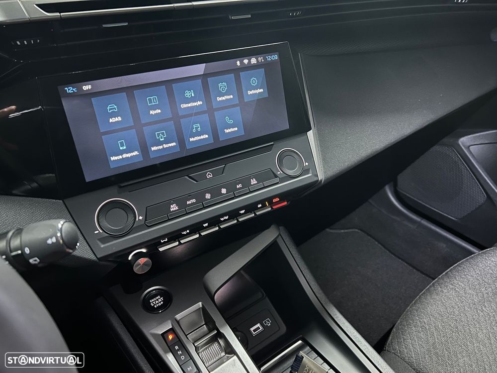 Peugeot 308 1.2 Hybrid Style e-DCS6 - 23