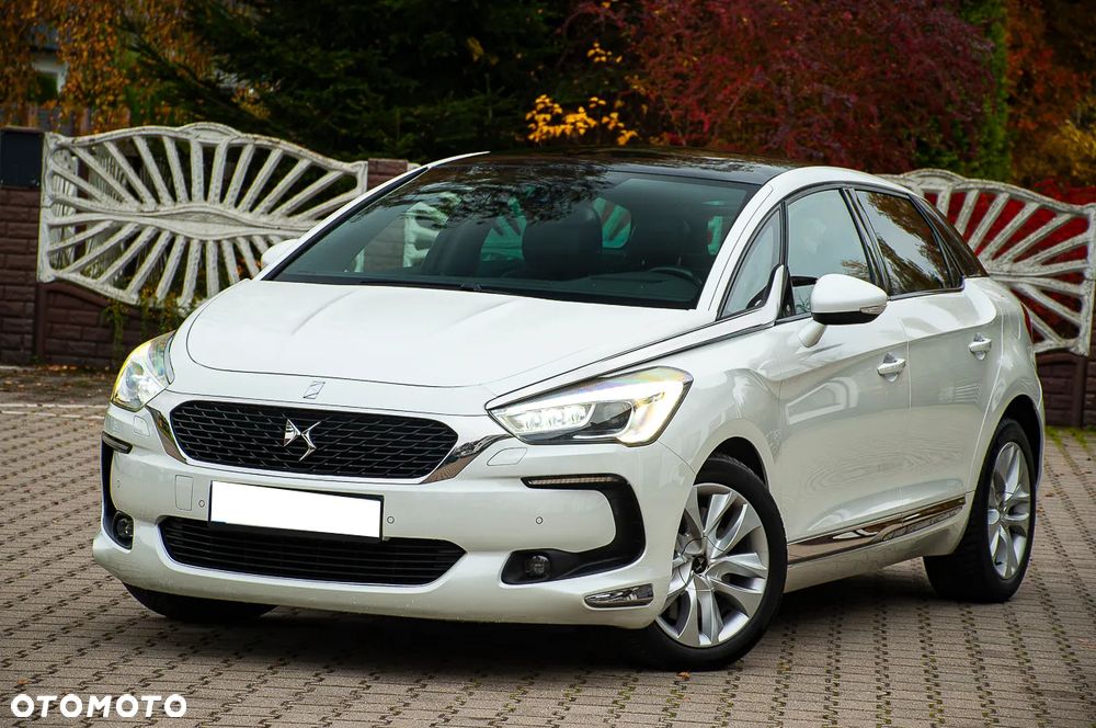 DS Automobiles DS 5