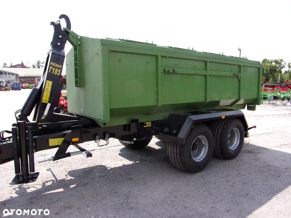Pronar Przyczepa hakowa PRONAR T-285/1 - 17,7t do obsługi kontenerów rolniczych, budowlanych i komunalnych oraz platform  transportowych,  Kontener KO-04 -13,5t, Kontener KP-10 -7ton - 24