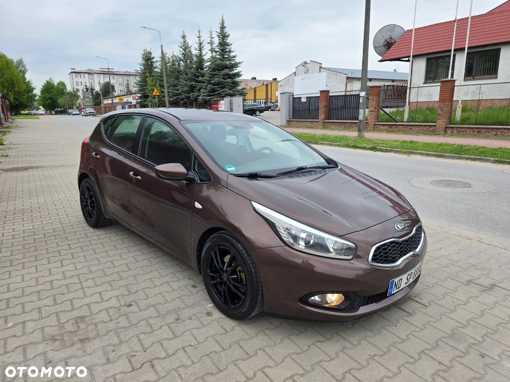 Kia Ceed 1.6 GDI L - 3