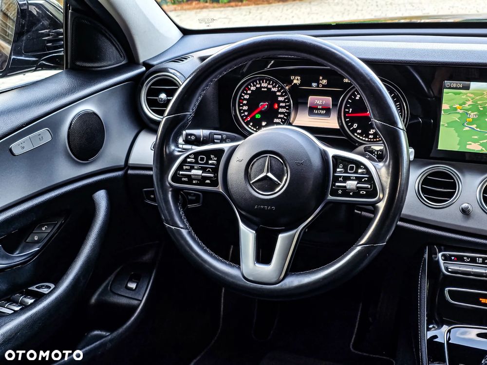 Mercedes-Benz Klasa E 220 d 9G-TRONIC - 15