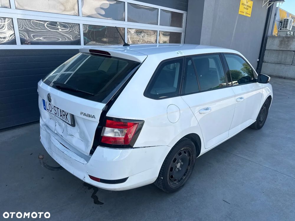 Skoda Fabia 1.0 TSI Active - 6