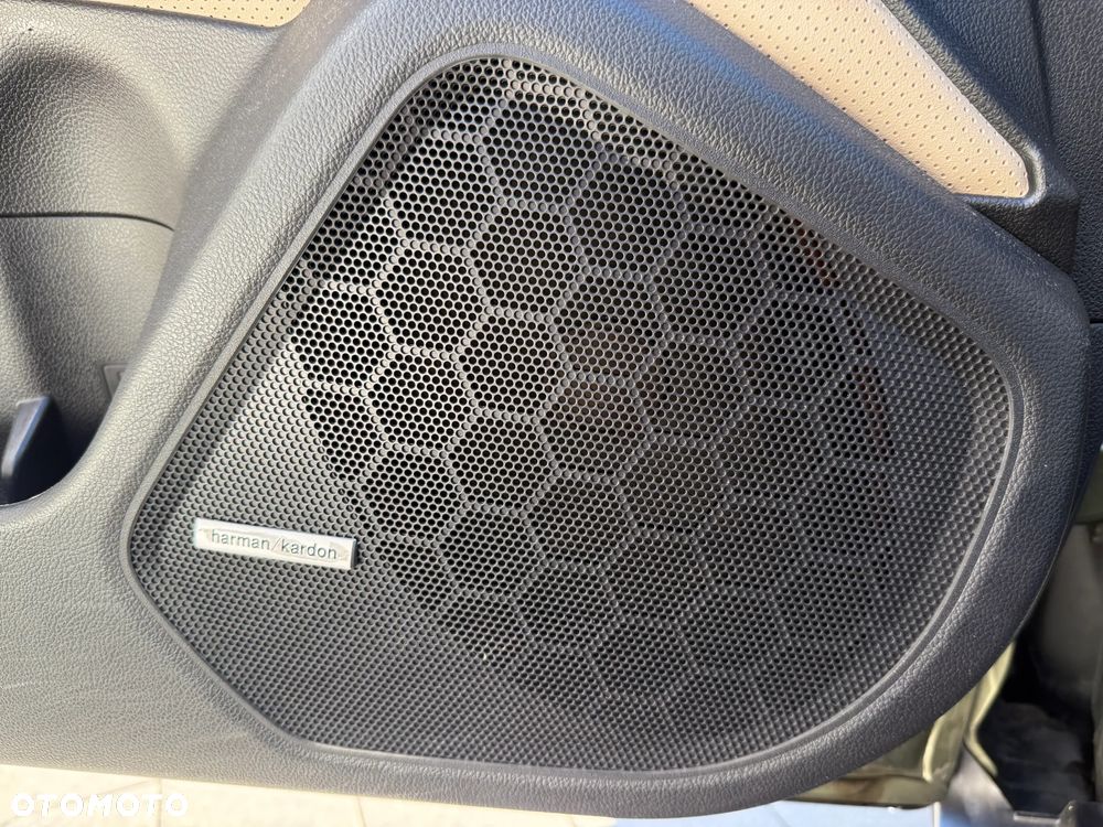 Subaru Outback 2.5i Exclusive - 23