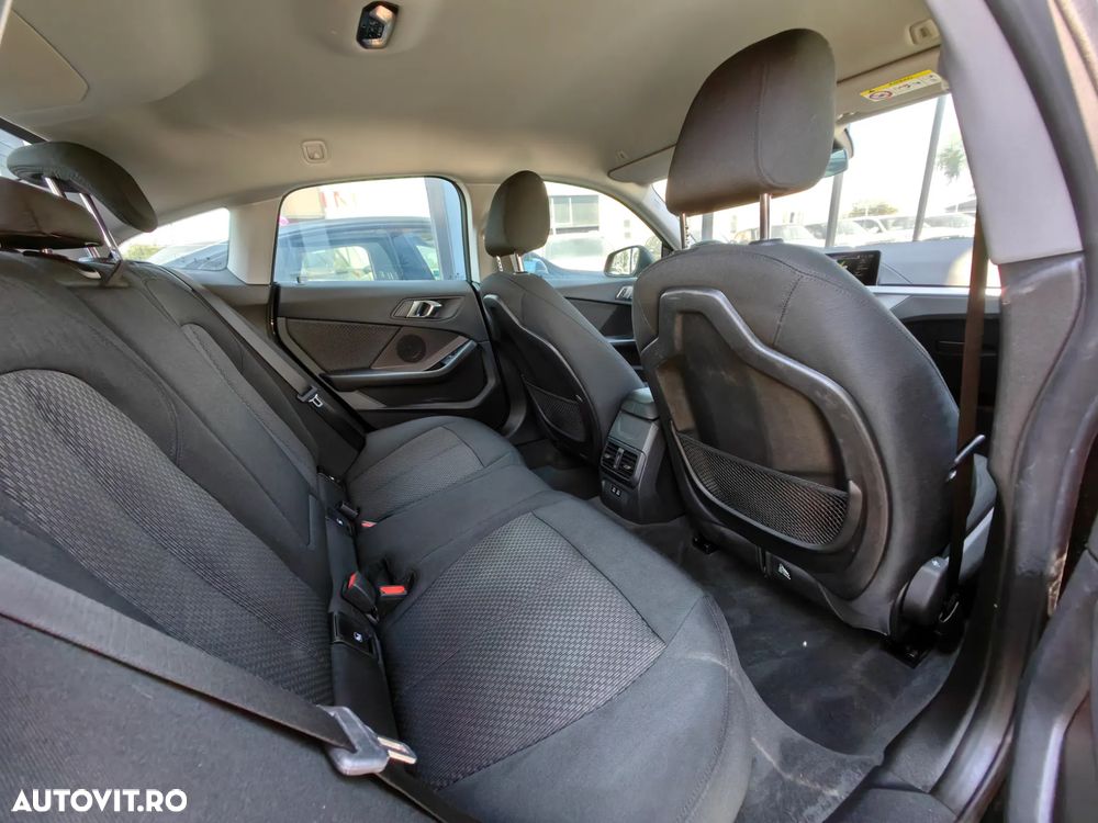 BMW Seria 2 218d Aut. Advantage - 8