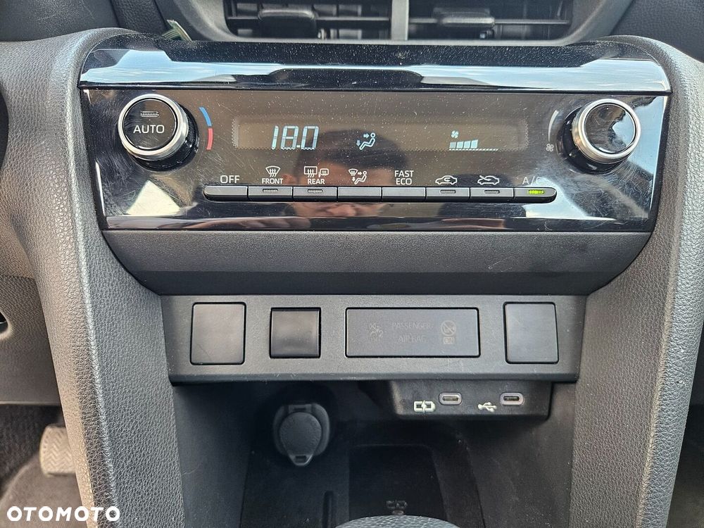 Toyota Yaris Cross Hybrid 1.5 Comfort - 23