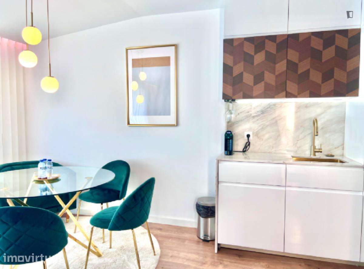 Apartamento com 2 quartos - localizado em Paranhos Porto - Grande imagem: 5/13