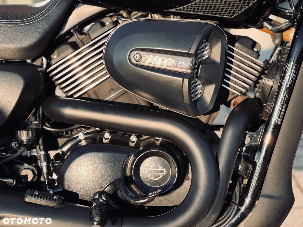 Harley-Davidson Street Rod XG 750A - 11