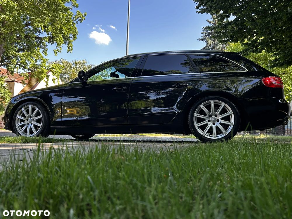 Audi A4 Avant 2.0 TDI DPF - 10