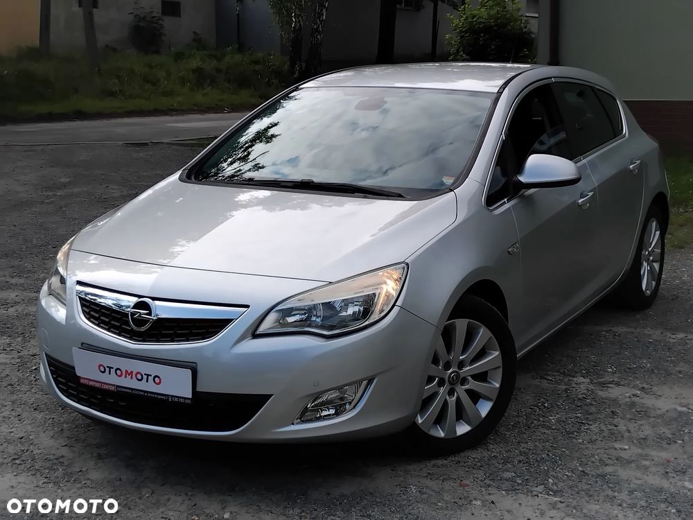 Opel Astra 1.4 Turbo 150 Jahre - 1