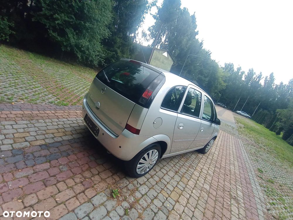 Opel Meriva 1.6 Essentia MTA - 10