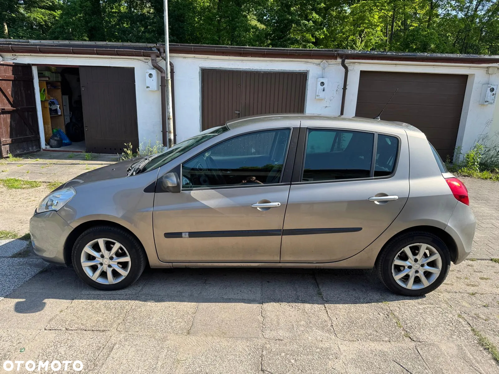 Renault Clio 1.2 16V Authentique Euro5 - 2