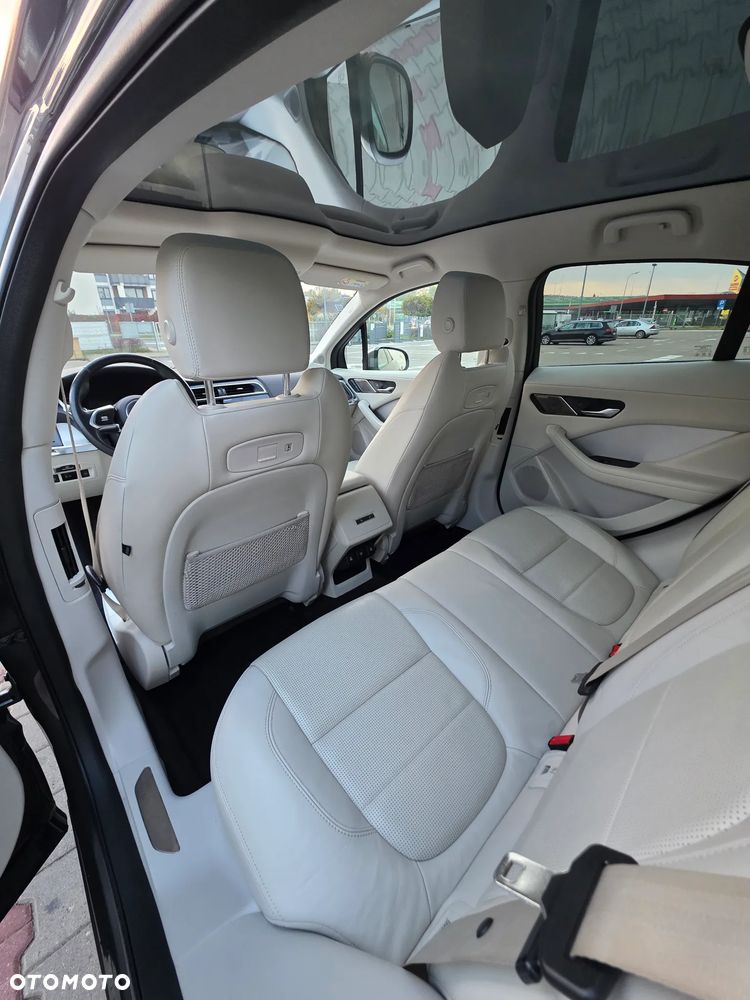 Jaguar I-Pace - 15