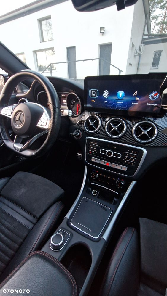 Mercedes-Benz CLA Shooting Brake 220 (CDI) d 7G-DCT AMG Line - 11