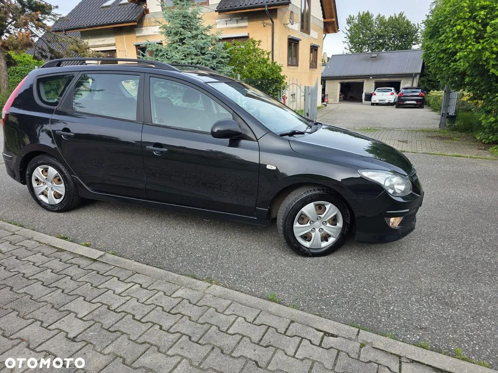 Hyundai i30 1.4 Base + World Cup - 22