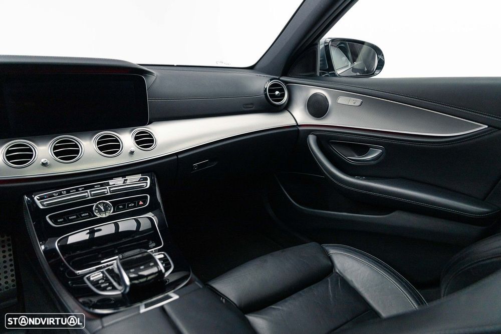 Mercedes-Benz E 220 d AMG Line - 16