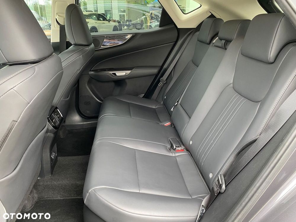 Lexus NX 350h Prestige AWD - 8