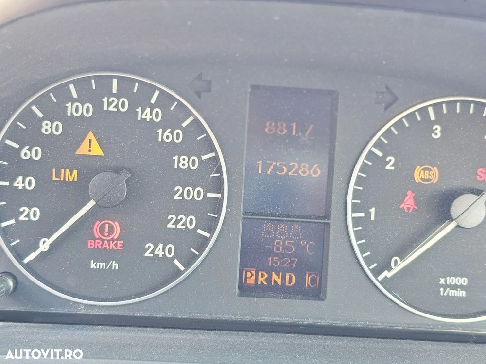 Mercedes-Benz A 170 Autotronic Elegance Grand Edition - 13