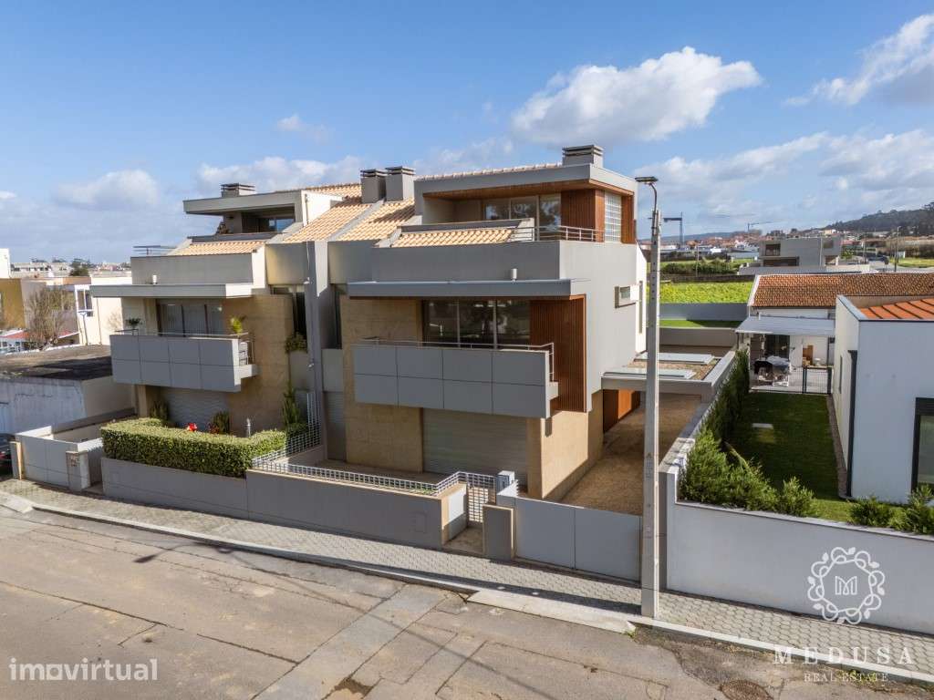 Moradia Nova Premium T4 c/ Vista Mar - 3 Frentes | Aguda, Vila Nova... - Grande imagem: 2/46