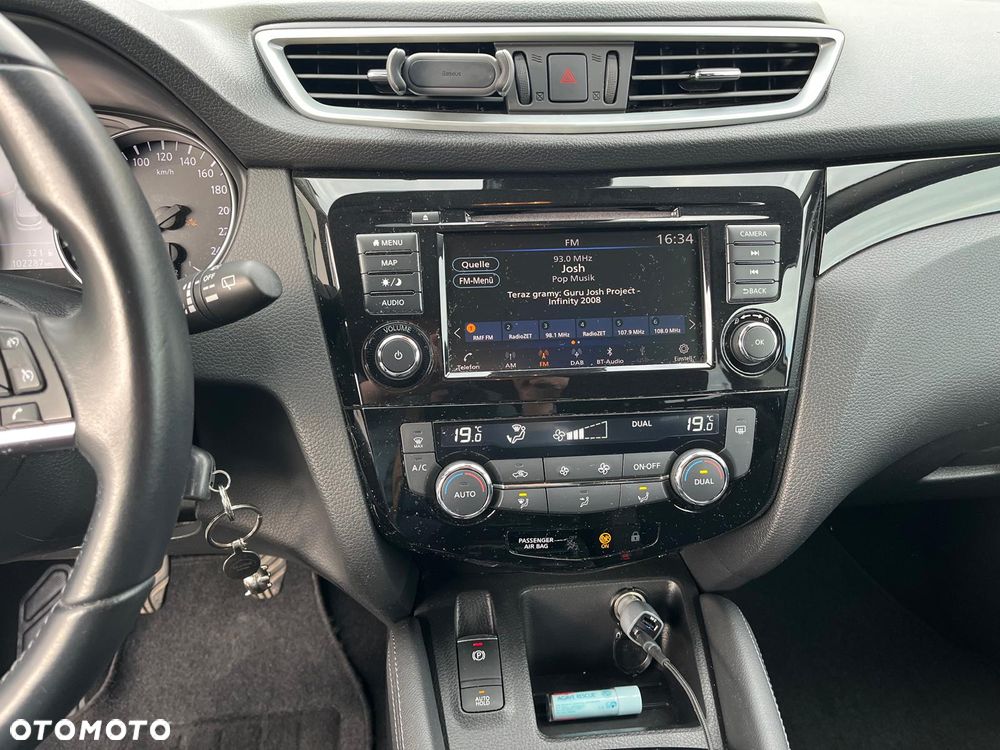 Nissan Qashqai 1.3 DIG-T Acenta - 23