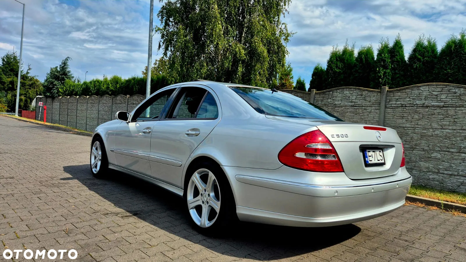 Mercedes-Benz Klasa E 500 7G-TRONIC Avantgarde - 14