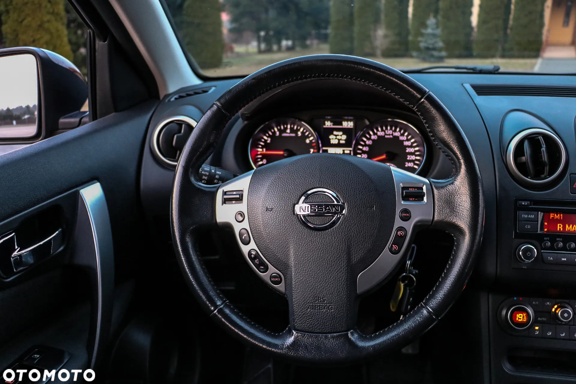 Nissan Qashqai 2.0 Tekna CVT - 29