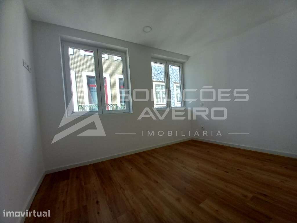 Apartamento T2 Duplex Novo - Centro de Aveiro - Grande imagem: 5/7
