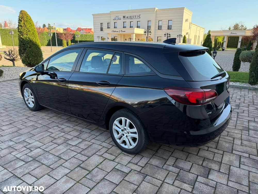 Opel Astra - 4