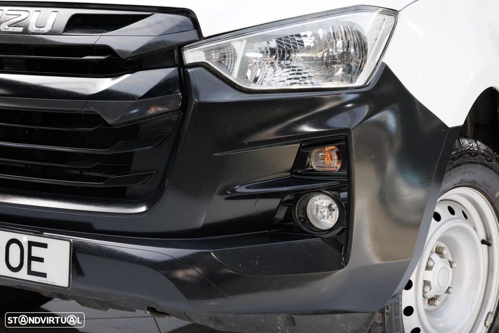 Isuzu D-Max - 24