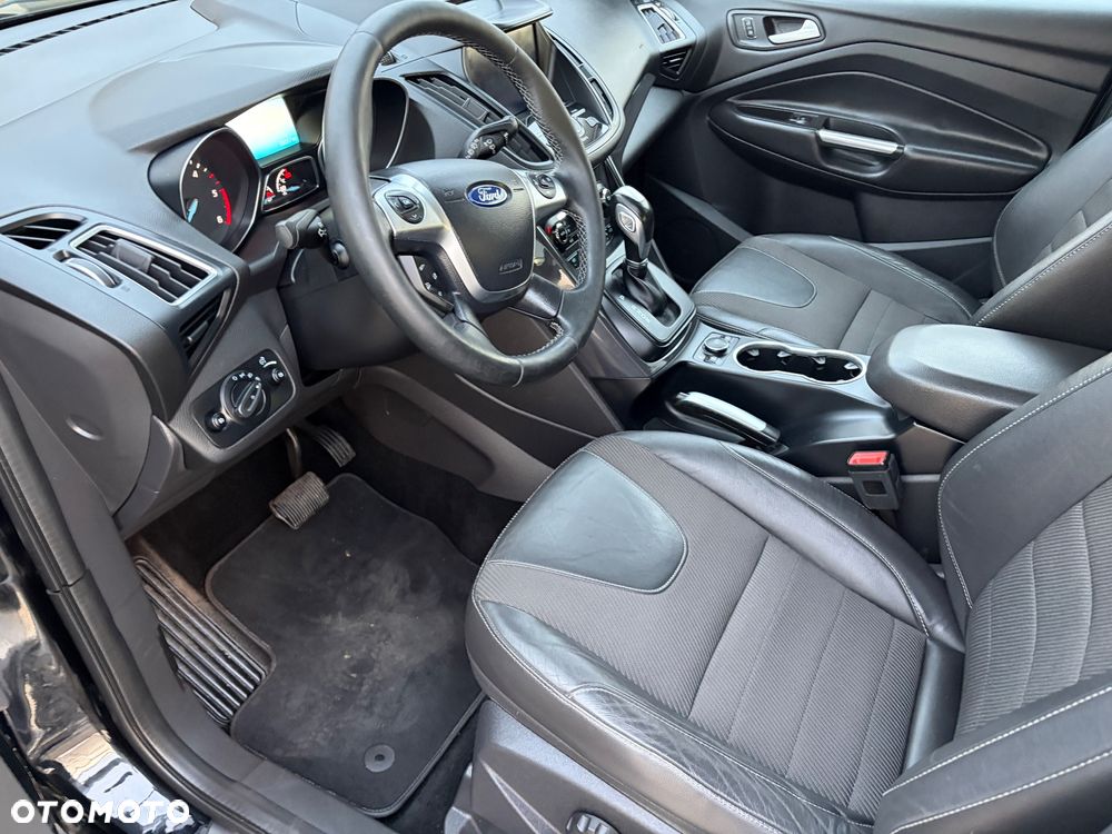 Ford Kuga 2.0 TDCi AWD ST-Line - 26