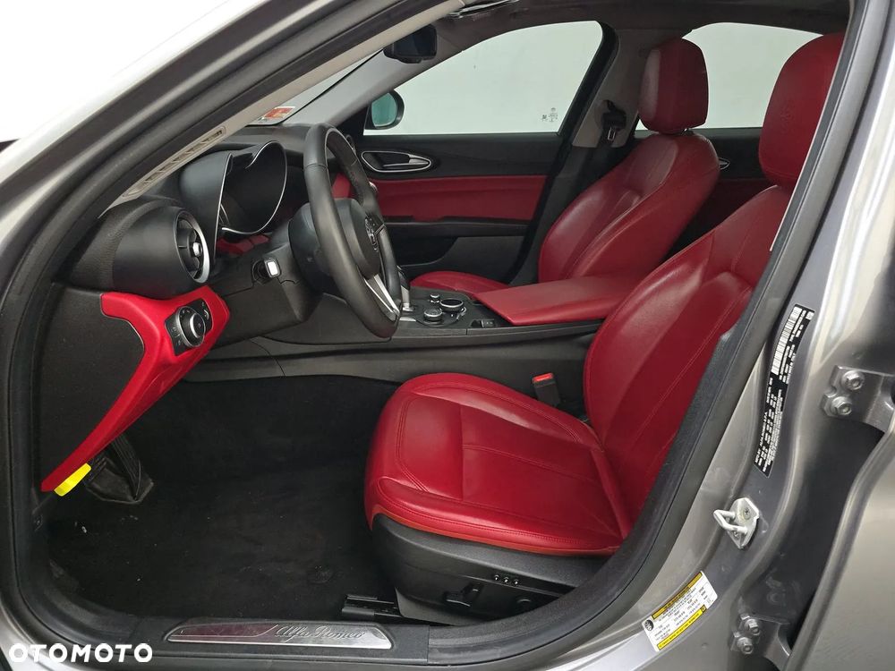 Alfa Romeo Giulia 2.0 Turbo Veloce Q4 - 7