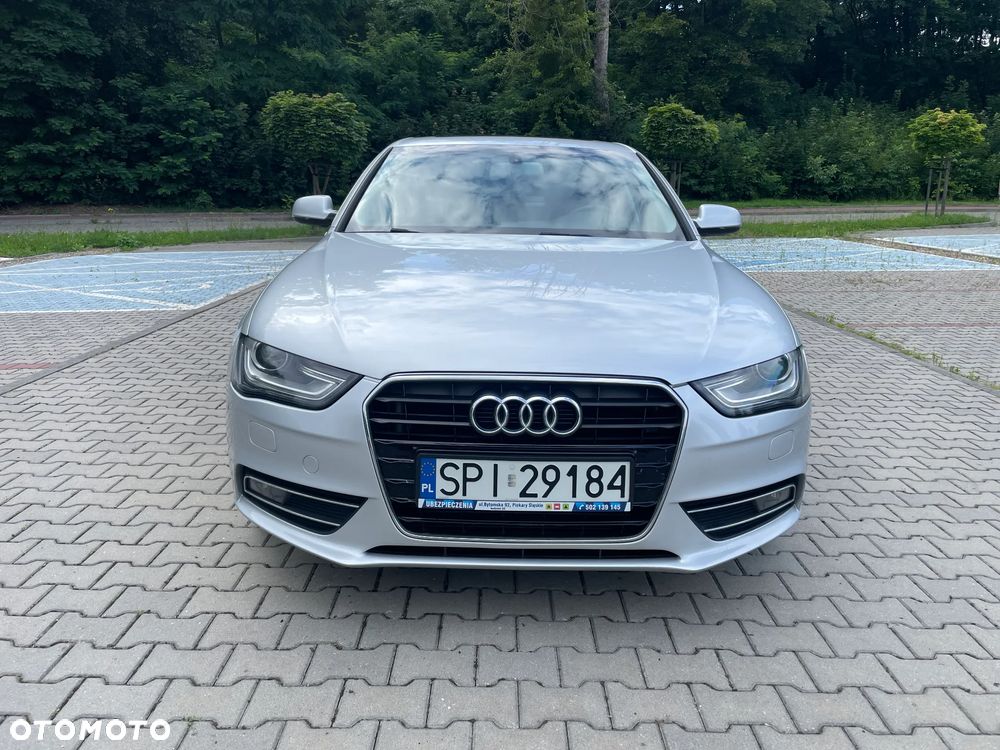 Audi A4 Limousine - 2