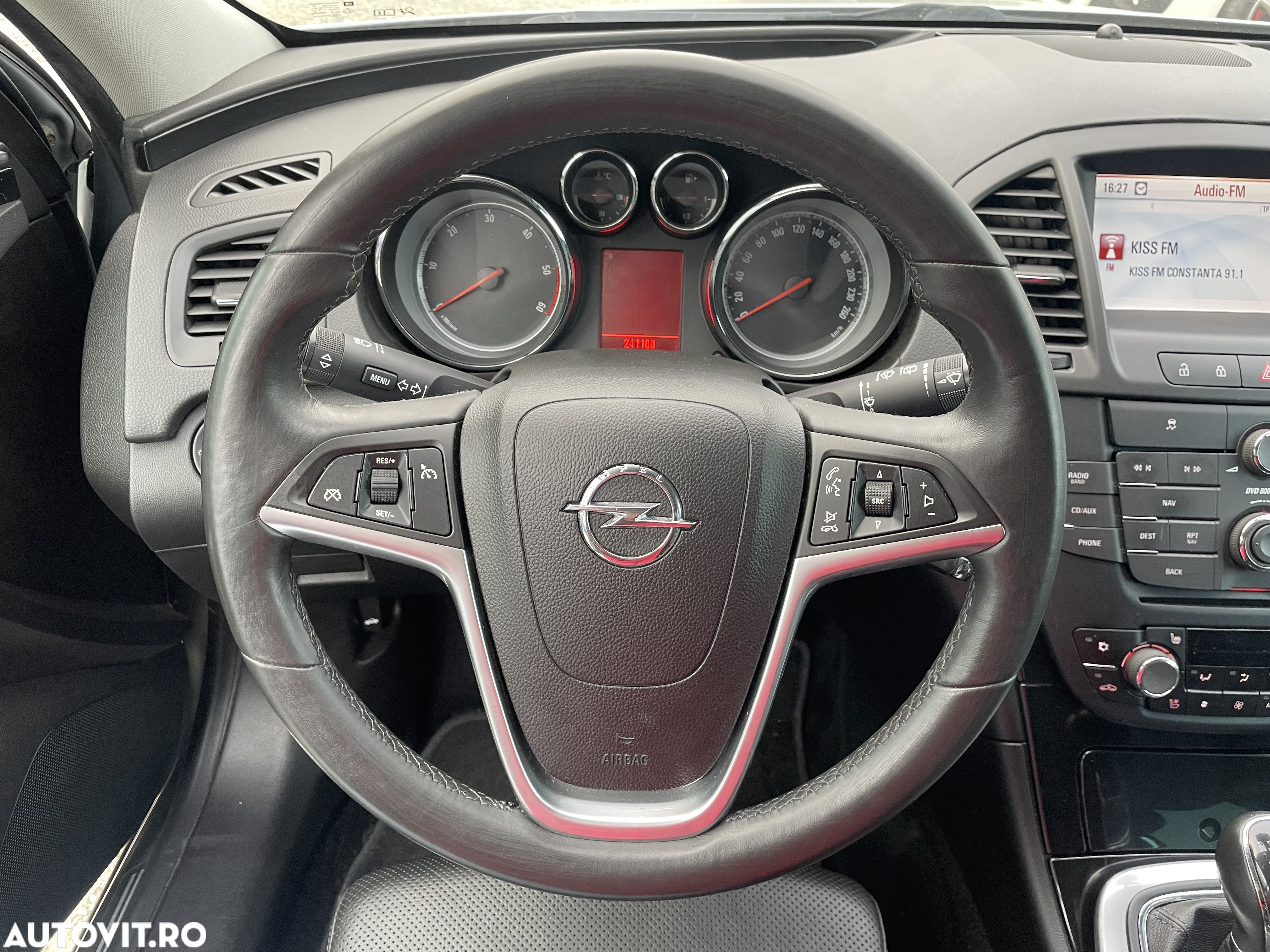 Opel Insignia 2.0 CDTI Sports Tourer - 18