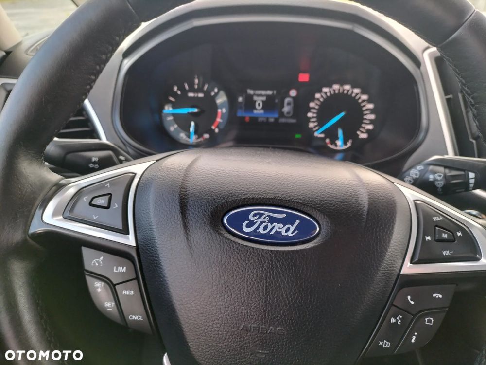Ford S-Max - 26