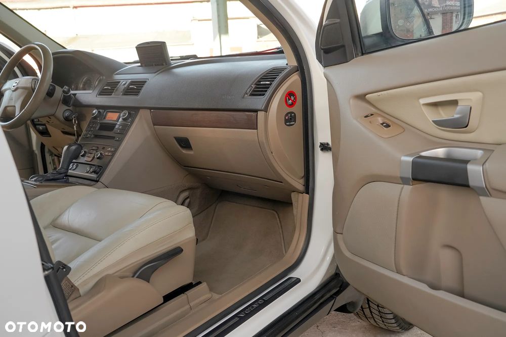 Volvo XC 90 3.2 Executive - 33