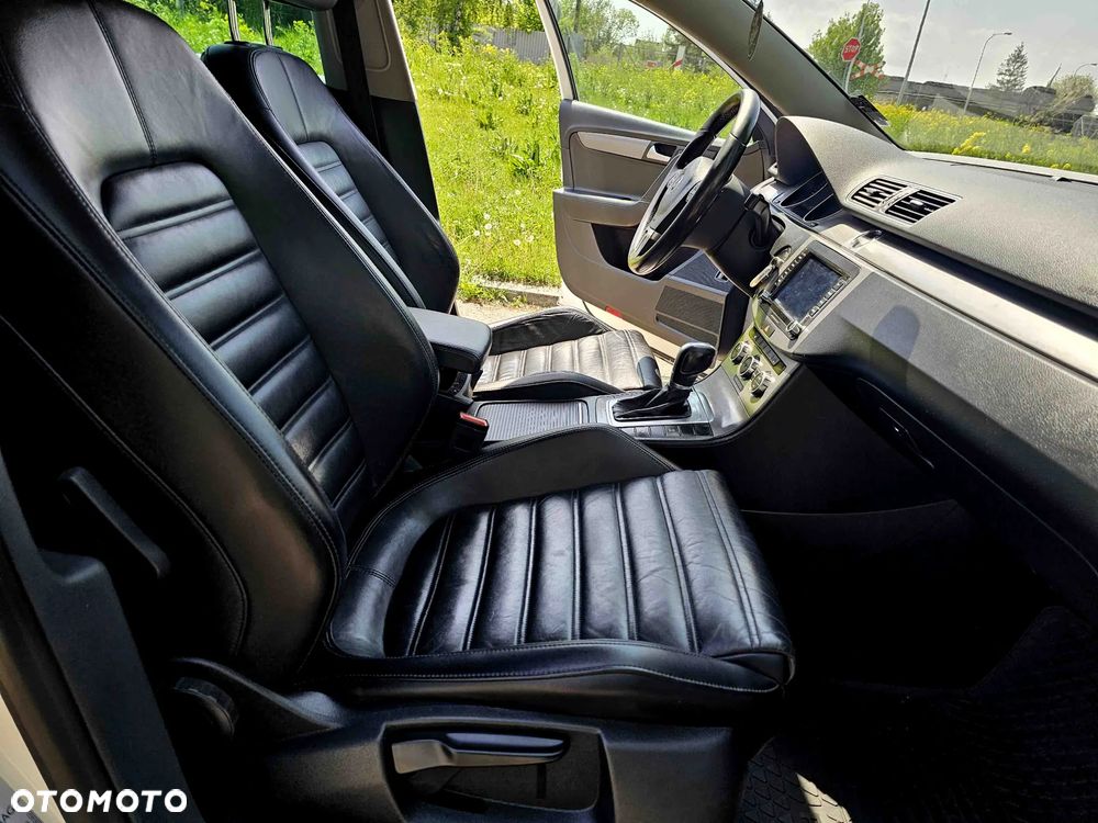 Volkswagen Passat Variant 2.0 TDI 4Motion DSG BlueMotion Tech R-Line - 17