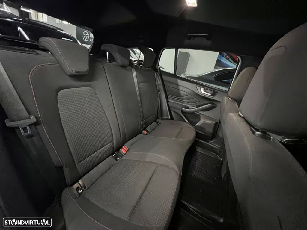 Ford Focus SW 1.5 TDCi EcoBlue ST-Line - 9