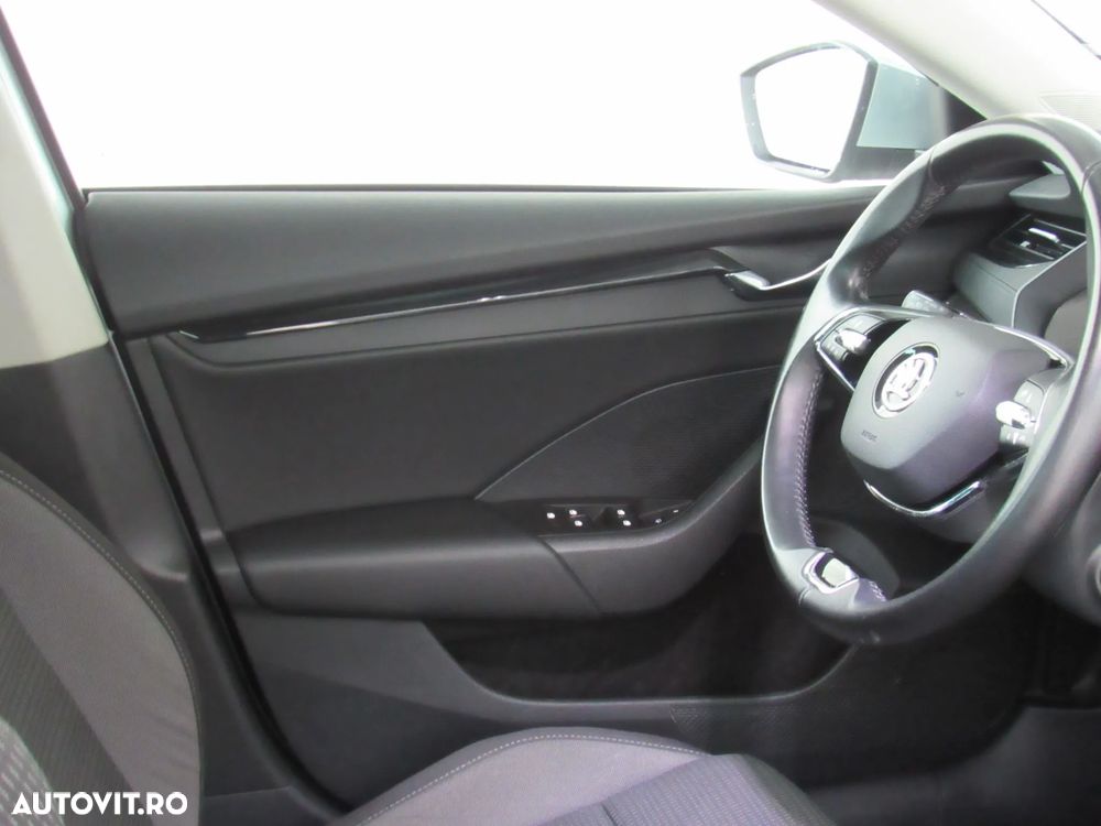 Skoda Octavia - 24