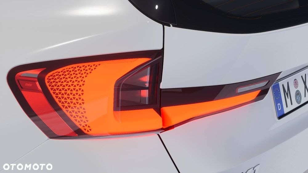BMW iX1 xDrive30 66.5kWh M Sport Edition - 12