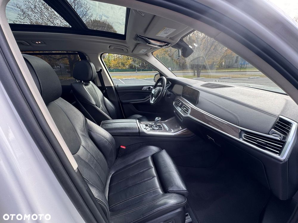 BMW X7 xDrive40i sport - 13