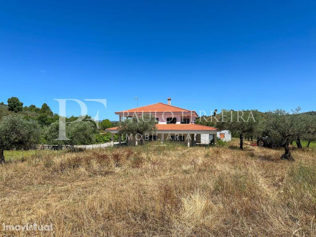 Fantástica moradia T4 - Grande imagem: 3/57