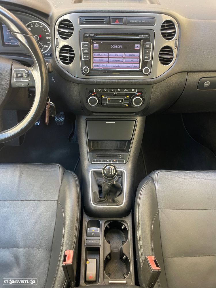 VW Tiguan 2.0 TDi Sport BlueMotion - 17