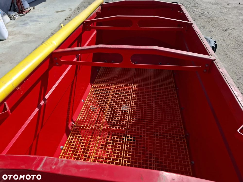 Pottinger Terrasem C4 - 12