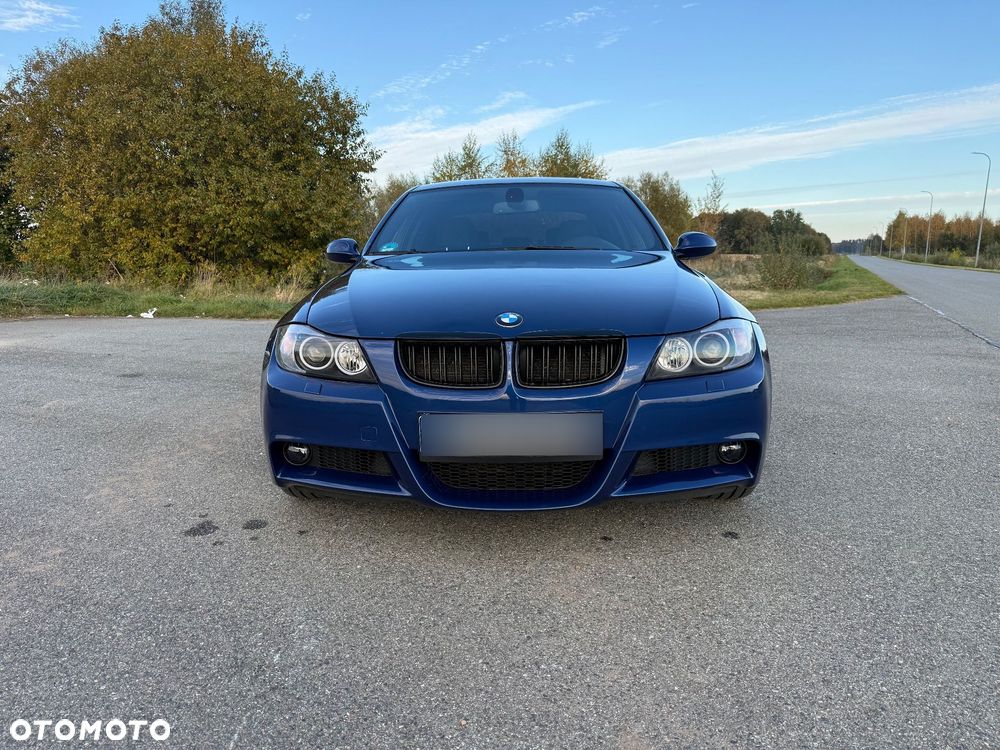 BMW 320I 2007 photo 2