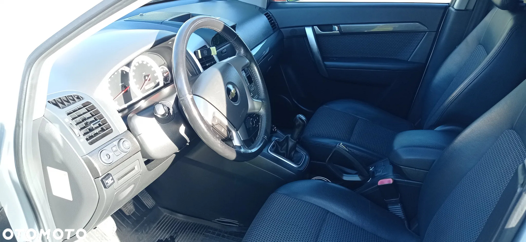 Chevrolet Captiva 2.4 LS - 12