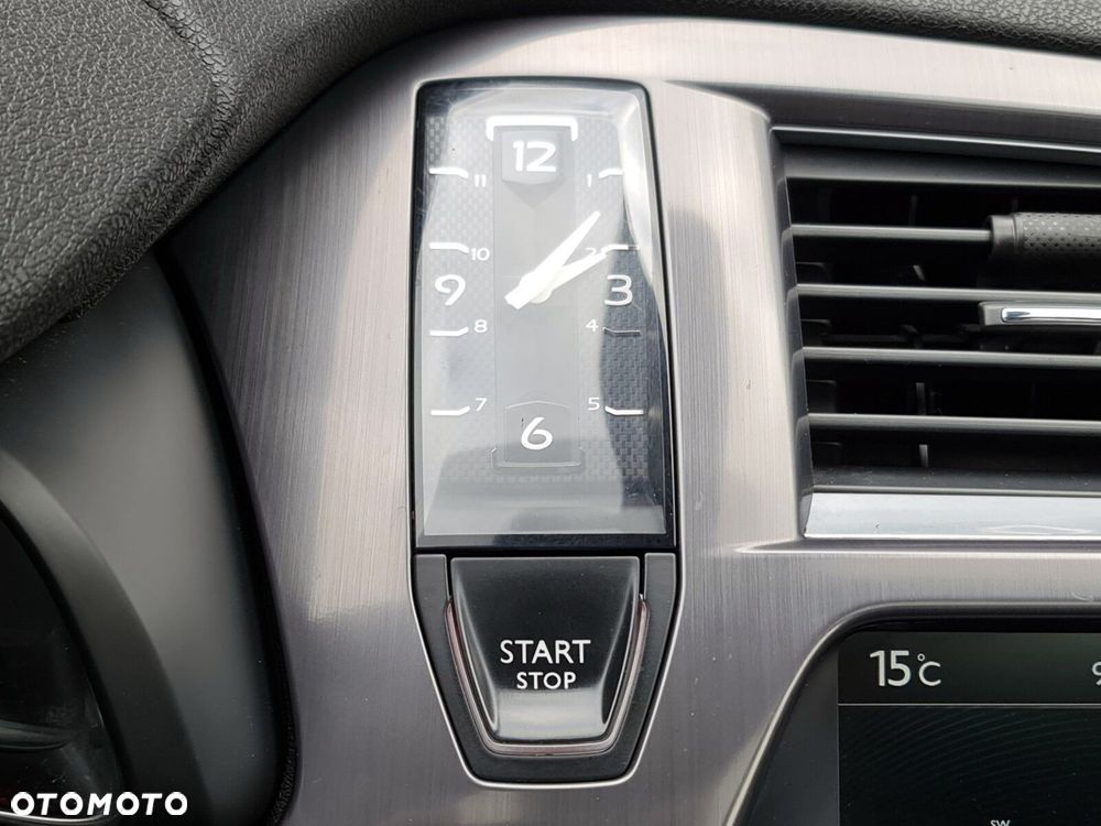 Citroën DS5 1.6 BlueHDi SoChic - 23